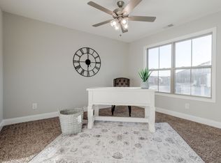 1000 Henry Place Blvd #902, Clarksville, TN 37042