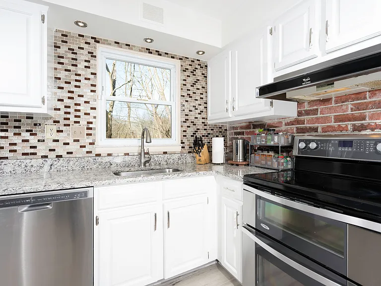 9129 Wandering Trail Dr — Photo 9