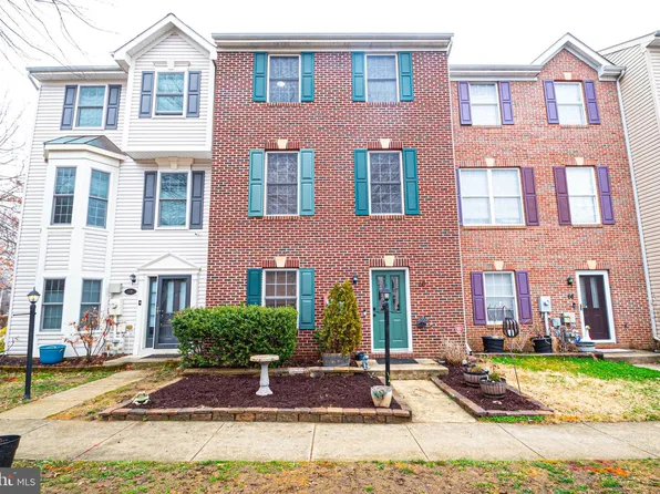 68 Millhaven Ct, Edgewater, MD 21037