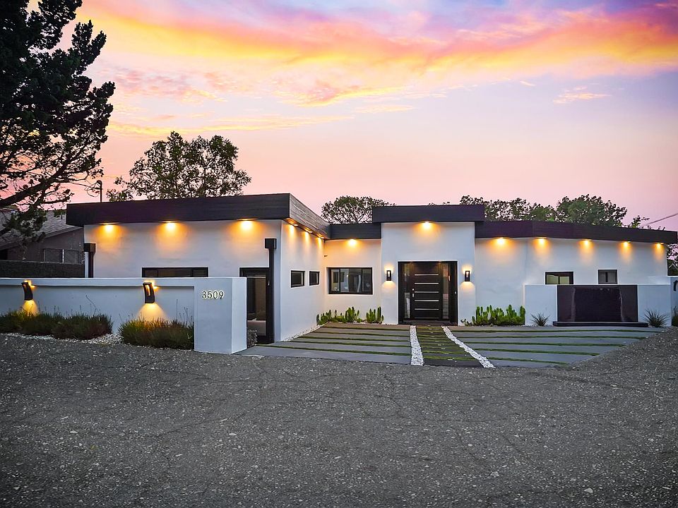1st image of 3509 Oakfield Dr