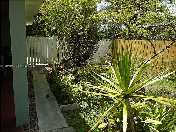 4th image of 6034 Mayo St #A