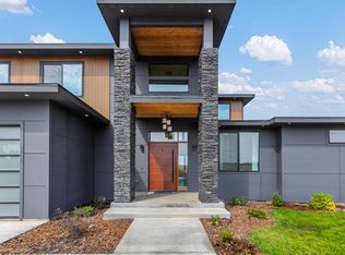 8250 W Mission Rd, Spokane, WA 99224