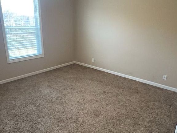 5th image of 3723 Gray Fox Dr