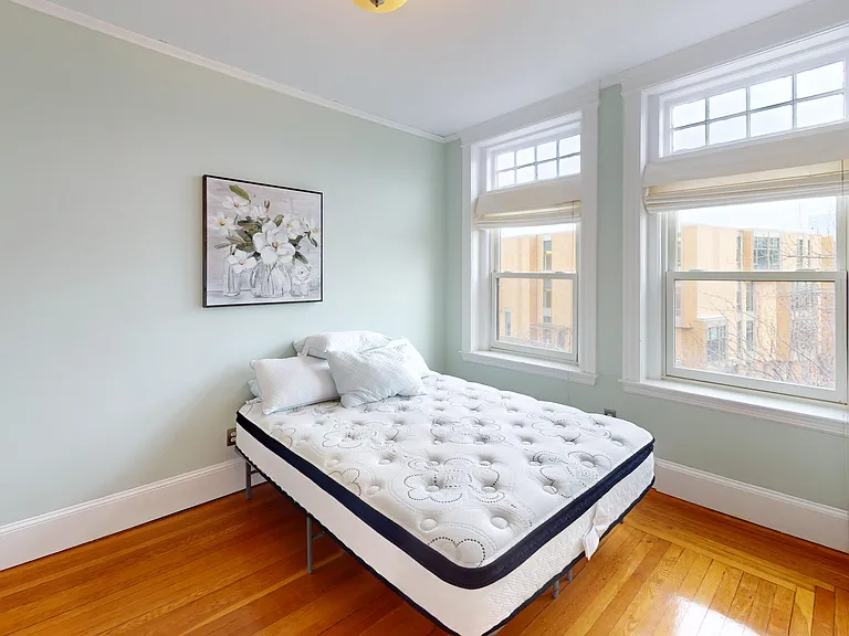 33 Westbourne Ter #3 — Photo 7