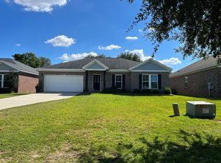 404 Londonberry Dr, Dothan, AL 36303
