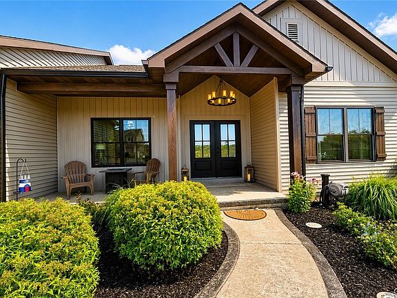 3rd image of 4534 Hollyshire Way