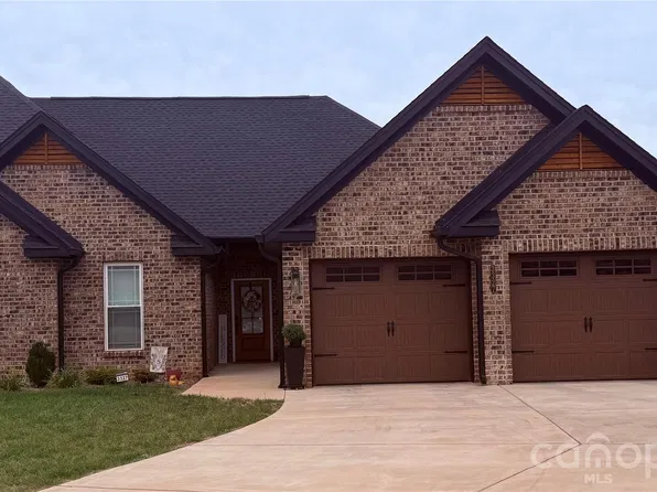 3327 48th Ave NE, Hickory, NC 28601
