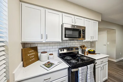 Cypress Pointe Photo 1