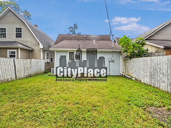 3rd image of 1616 Fletcher Ave