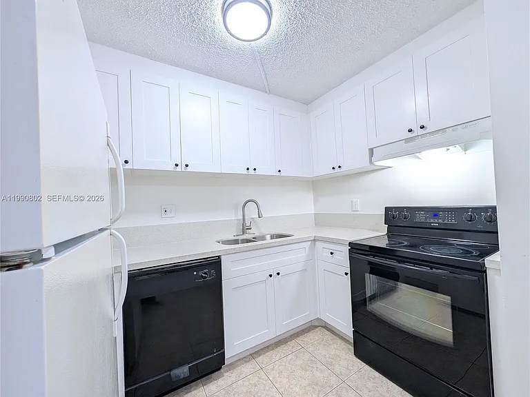 11394 Royal Palm Blvd #11394 — Photo 35