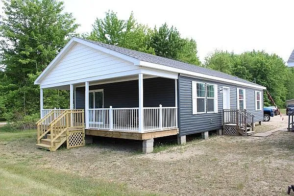 544 Mazeppa Rd — Photo 1