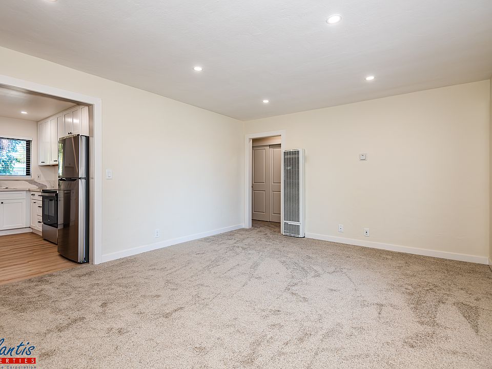 1st image of 1280 Brookfield Ave #16