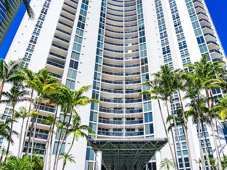 18911 Collins Ave #506 — Photo 82