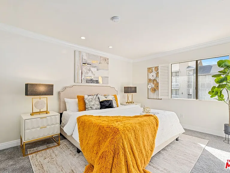 1716 Brockton Ave #101 — Photo 12