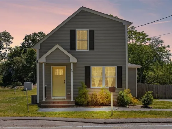 64 Fall River Ave, Seekonk, MA 02771