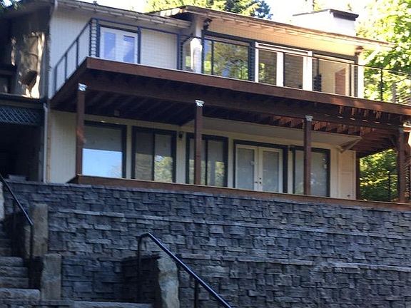 4th image of 1604 73rd Ave SE