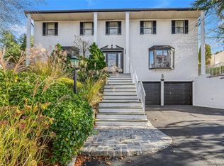 2T Coolidge Avenue, Glen Head, NY 11545
