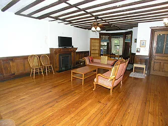 Rented by Townsley & Gay, LLC