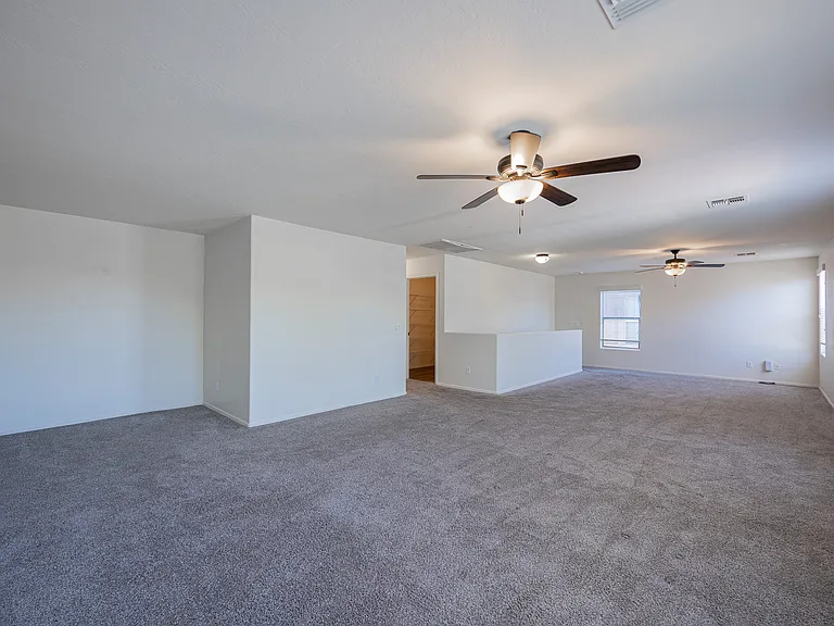 1861 E Patrick Ln — Photo 19
