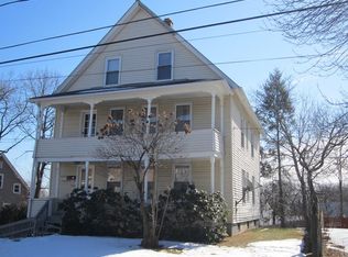 15 Ottawa St, Agawam, MA 01001