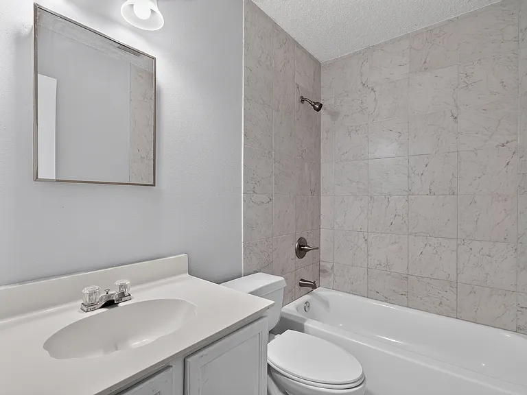 3824 Forsyth Park — Photo 20
