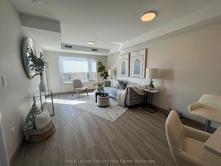 1015 Innisfil Beach Rd #511 — Photo 15
