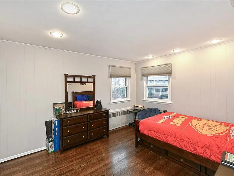 96 Phipps Ln — Photo 10