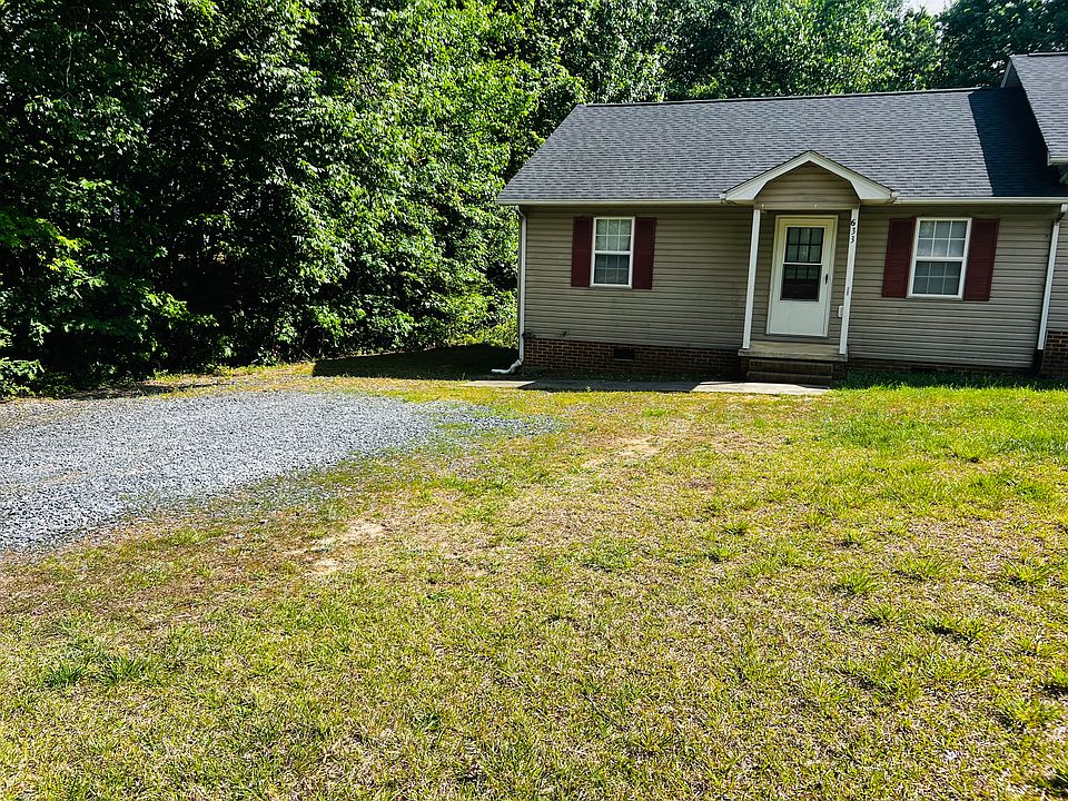 1st image of 633 W Mine St #A