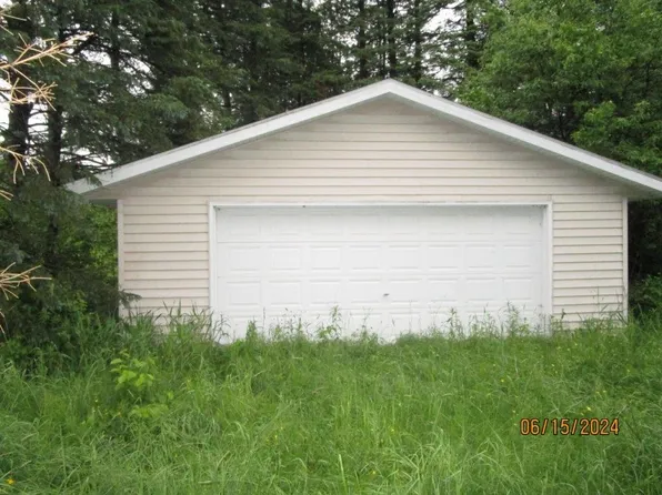 N3997 Goetzke Rd, Prentice, WI 54556