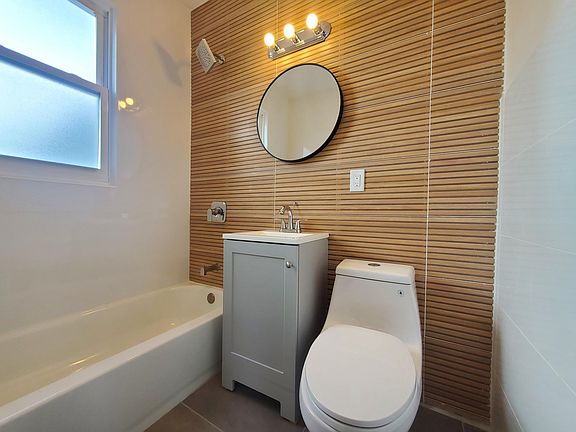 5th image of 181 Lexington Ave #2R