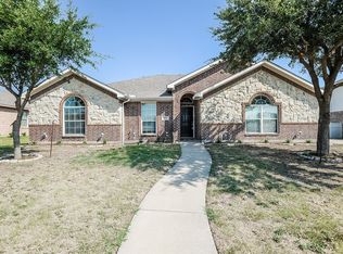 903 Grouse Rd, Glenn Heights, TX 75154