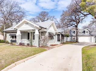 2525 Carnation Ave, Fort Worth, TX 76111