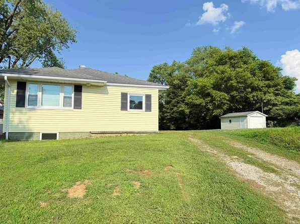 7922 Yankeetown Rd, Newburgh, IN 47630