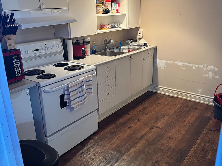 586 Creekview Cir #BASEMENT — Photo 7