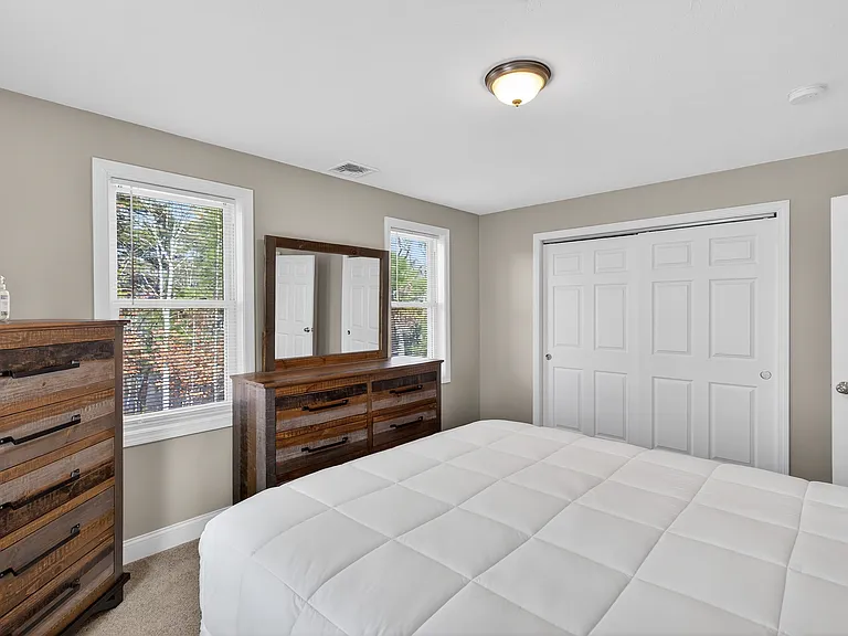 5 Twin Ponds Dr #8 — Photo 23