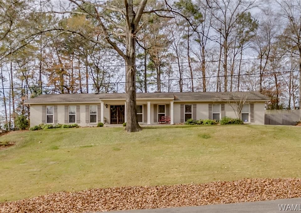 1st image of 312 Woodridge Dr