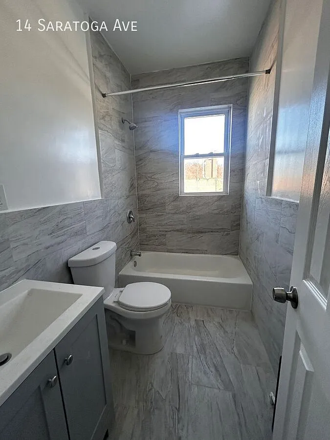 14 Saratoga Ave — Photo 3