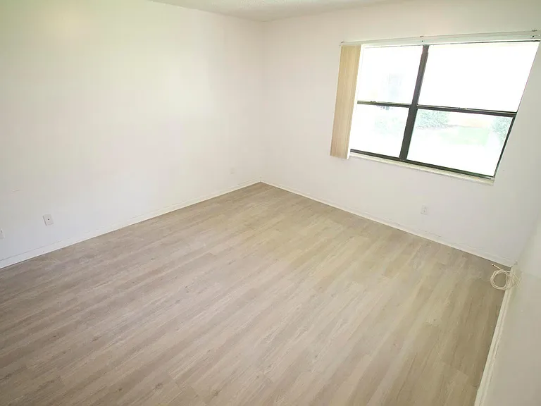 3820 Harwood St — Photo 18