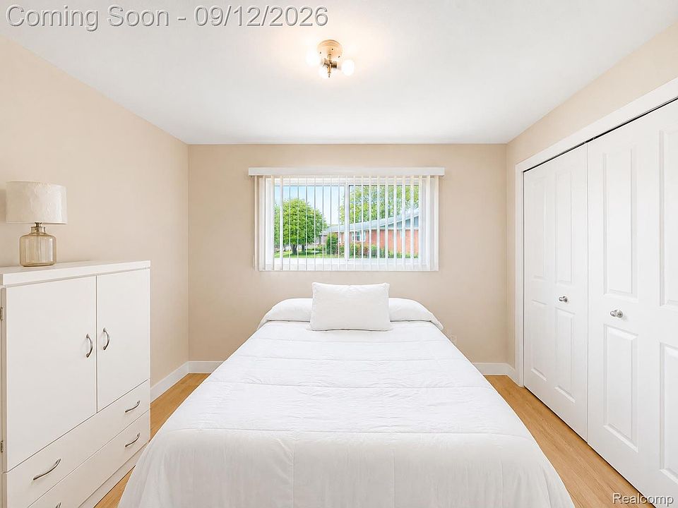 34398 Greentrees Rd, photo 19
