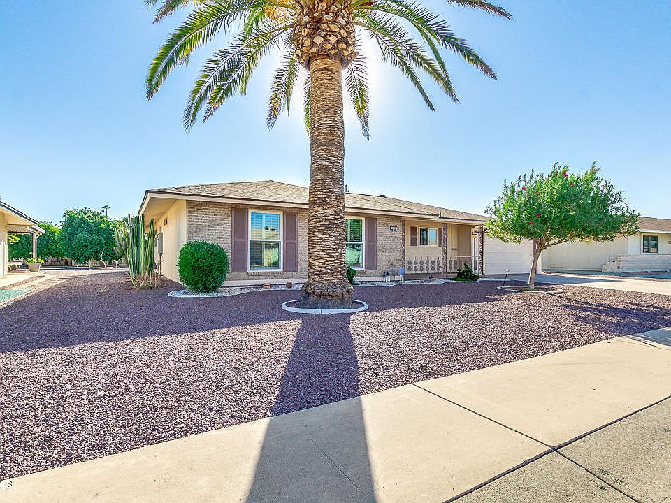 1st image of 10538 W Kingswood Cir