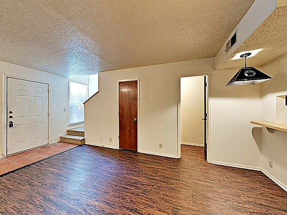 3rd image of 3736 Ramona Dr APT C