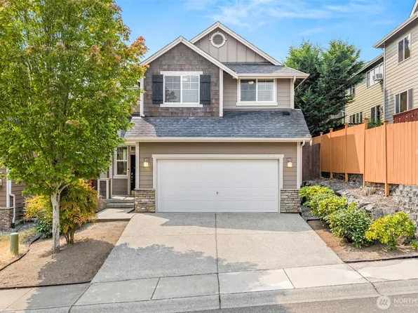 19729 129th Avenue NE, Woodinville, WA 98072