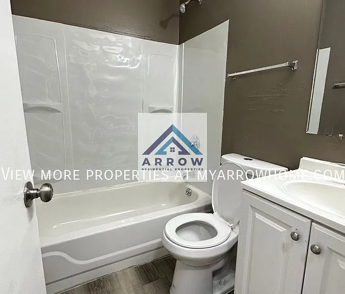 10637 Dunkeld Cir — Photo 3