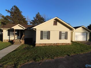 128 College St, Blountsville, AL 35031