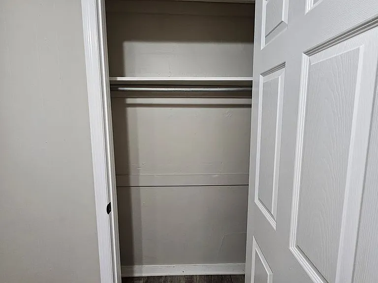 301 S Magnolia St #1 — Photo 8