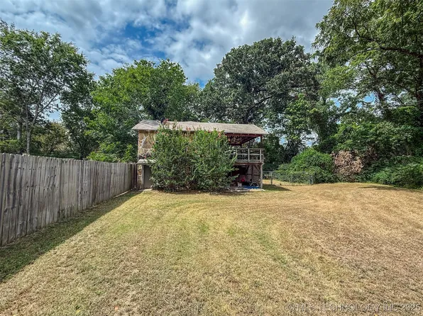 615 Russell Ave, Tahlequah, OK 74464