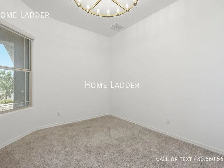 10812 E Tesla Ave — Photo 7