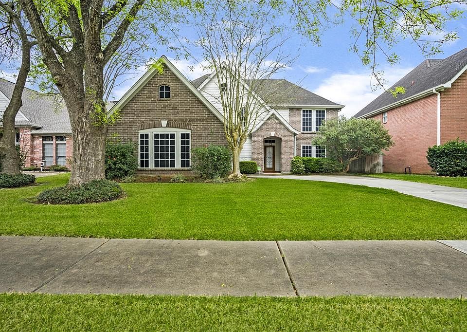 1st image of 2915 Cane Field Dr
