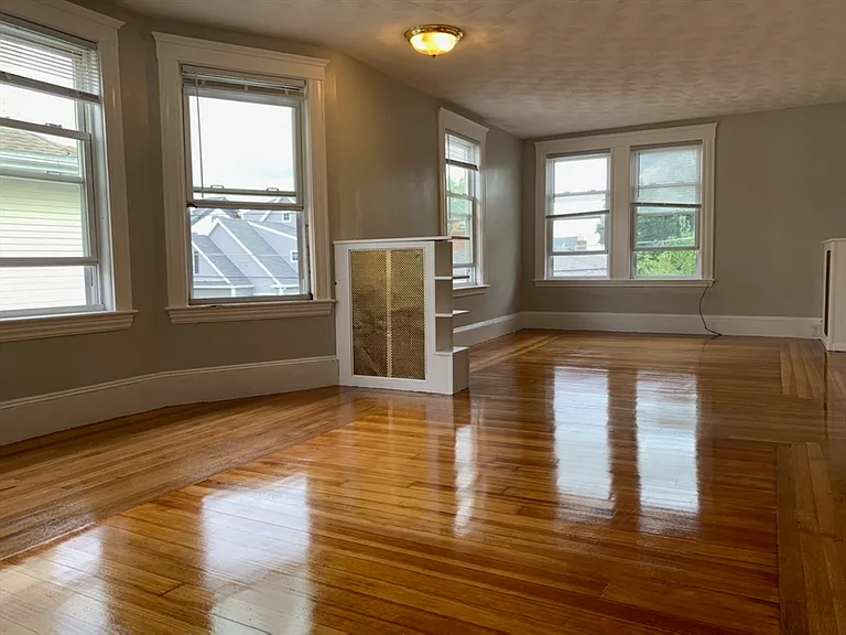 25A Bradbury Ave #2 — Photo 5