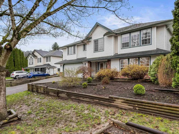 5642 Thornhill St, Chilliwack, BC V2R 3Y7